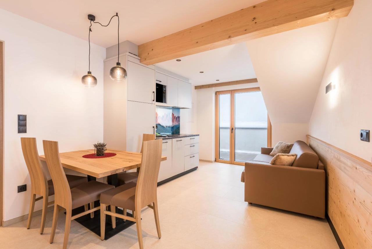 Planerhof Apartment Edelweiss Funes  Dış mekan fotoğraf